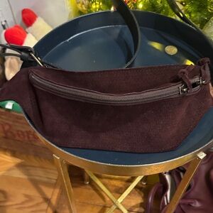 Elegant Burgundy Crossbody Bag